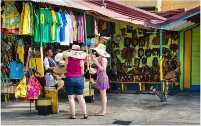 Craft shopping stop on a Montego Bay highlights tour